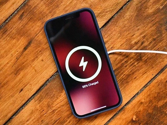 剑阁苹果手机维修分享iPhone 12可以随便充电吗 